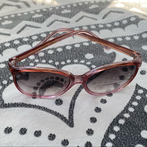 đź•¶ Reading Sunglassesđź’• - Picture 3 of 4